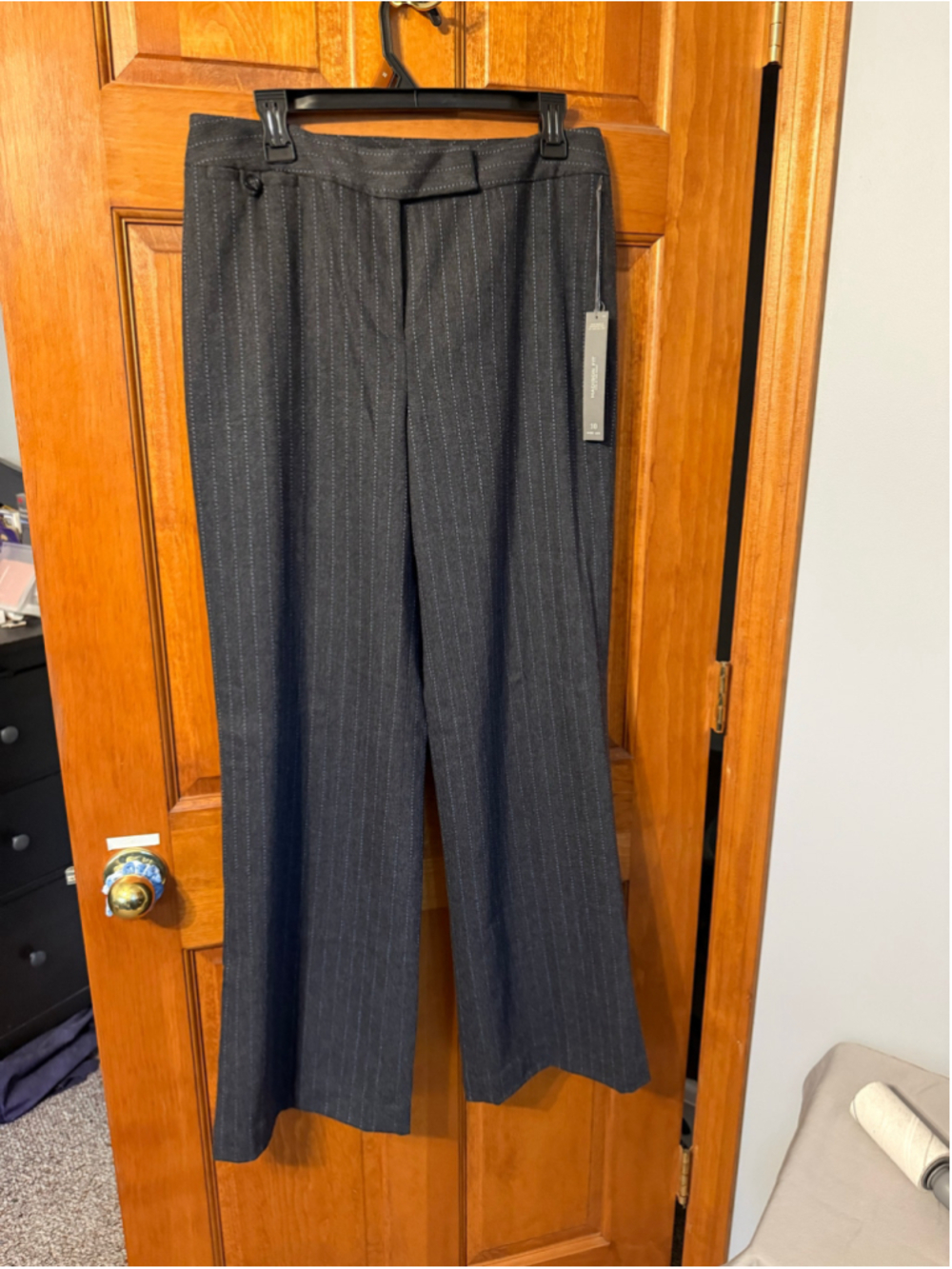 Women's Ann Taylor Wide Leg Pants Size 10 Grey Blue Pinstripe